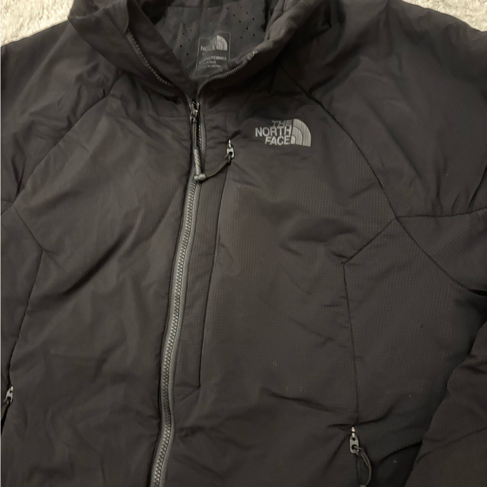 Like New! The North Face Women’s Black Jacket - Size small - Picture 4 of 5